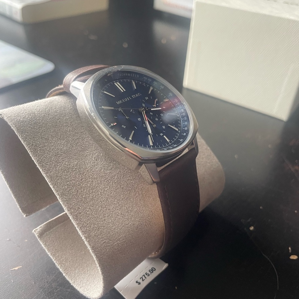 Michael Kors Tachymeter Navy Blue Face Watch - Picture 2 of 5